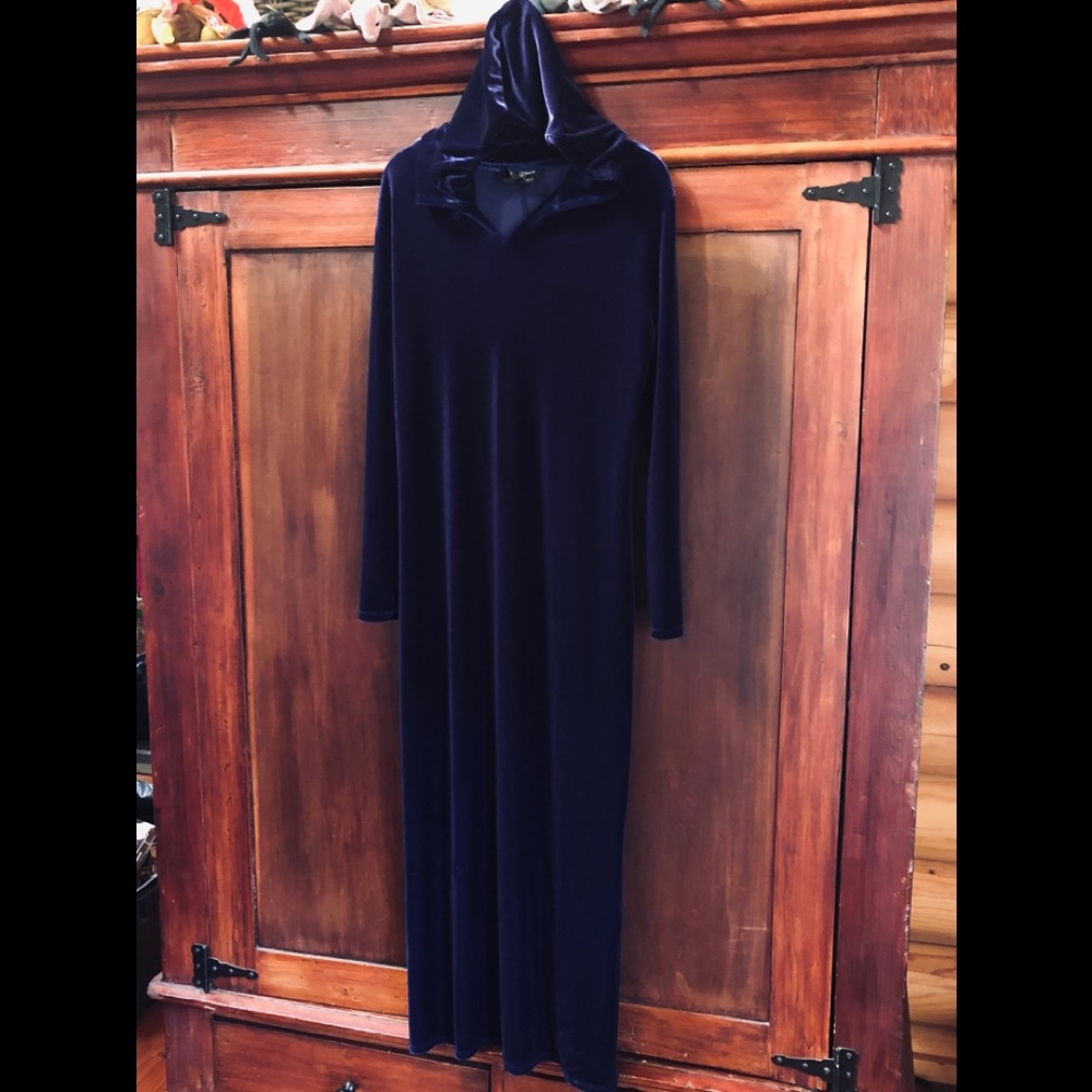 Purple Gothic Saint Tropez West Velvet Velour Maxie Dress w/Hood